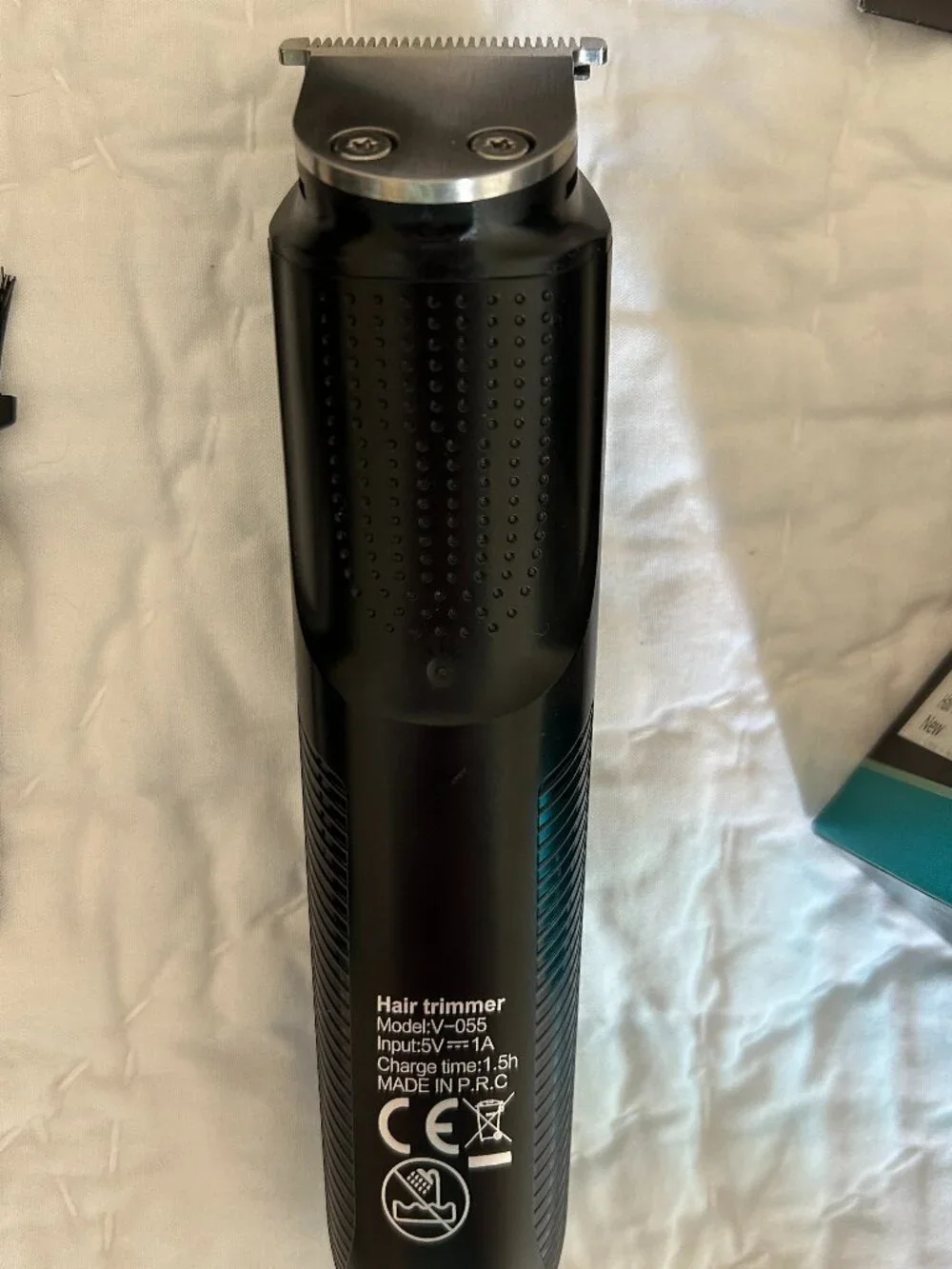Men’s Cordless Trimmer in Black with Teal Accents